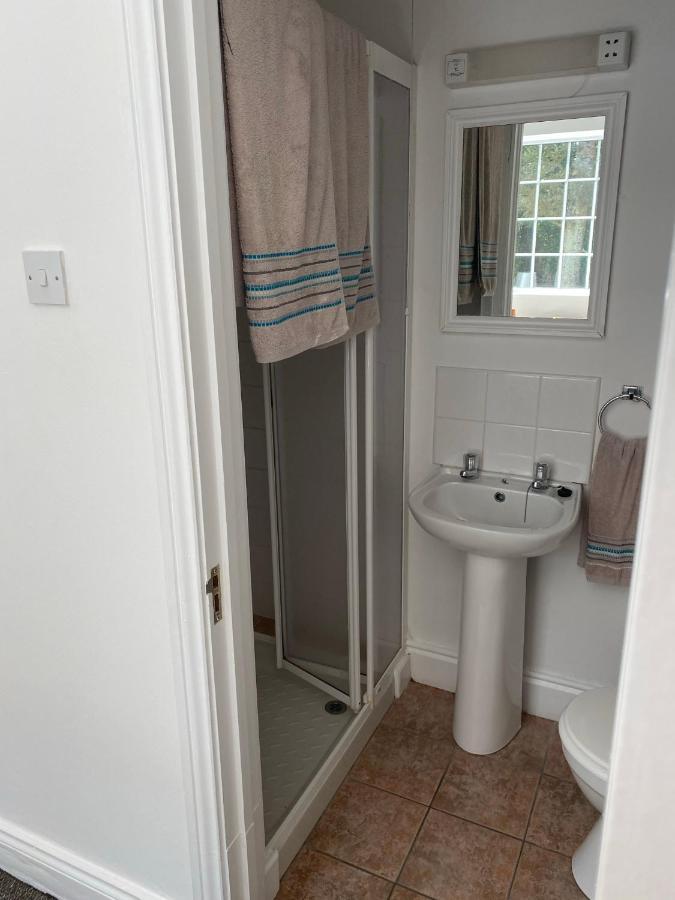 Quay Lodge Westport Extérieur photo